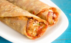 Schezwan Veg Frankie